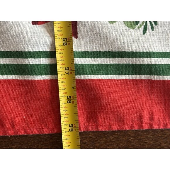 Vintage Christmas Tablecloth Christmas Poinsettia Approximate Size 82x59 Large - Picture 12 of 15